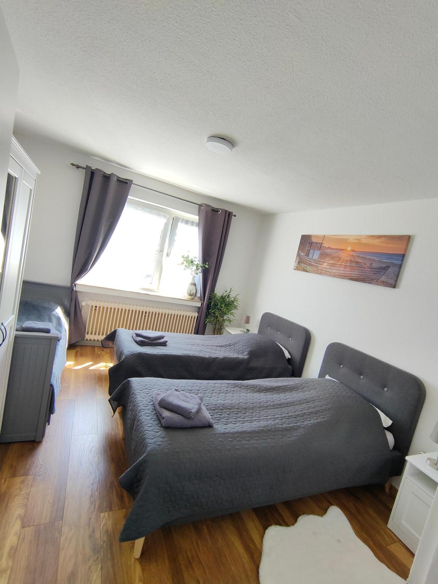 Large Central Apartment - Modern & Fully Equipped - Near Fair Cologne Extérieur photo