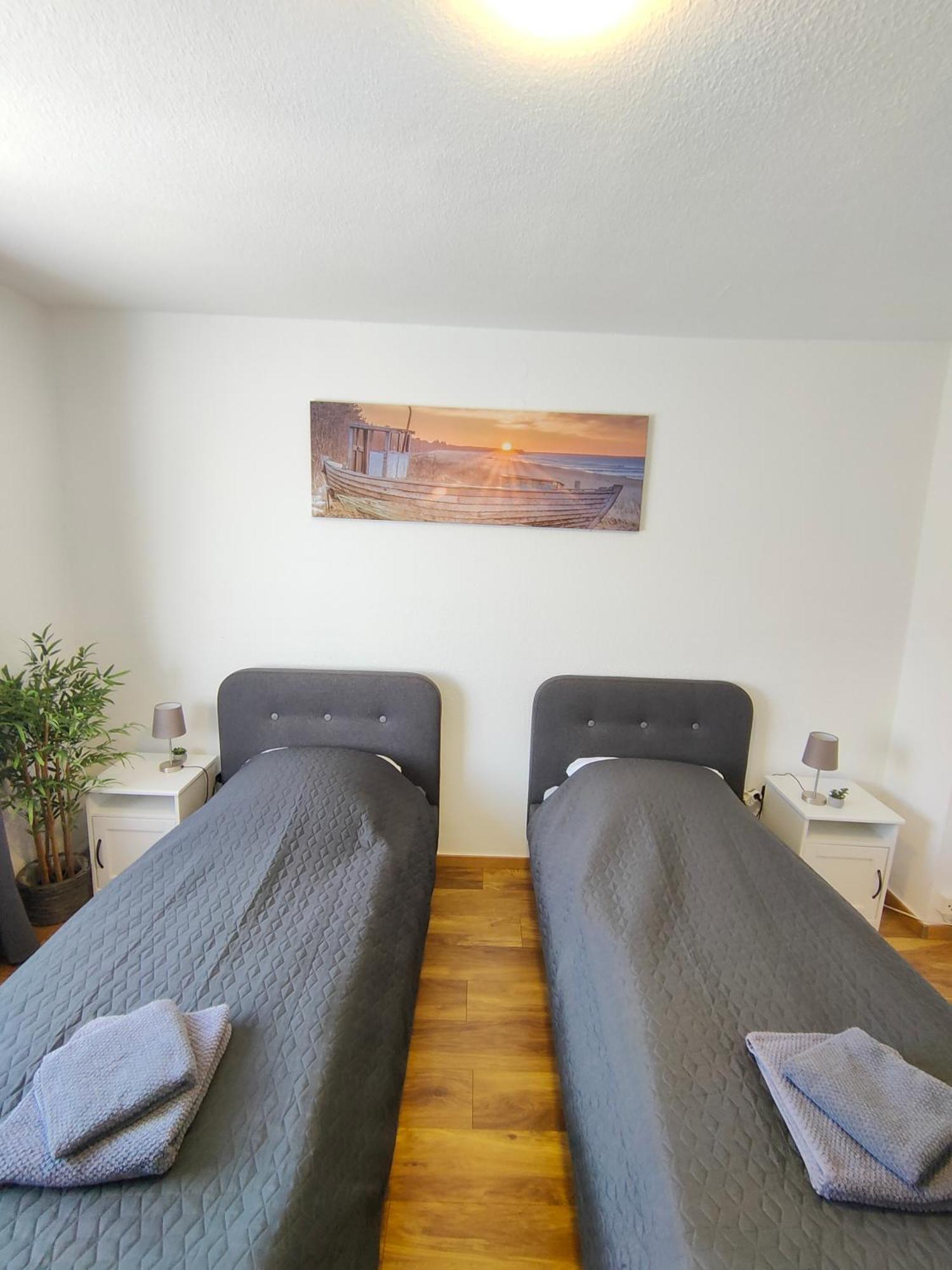 Large Central Apartment - Modern & Fully Equipped - Near Fair Cologne Extérieur photo